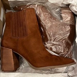 Steve Madden boots